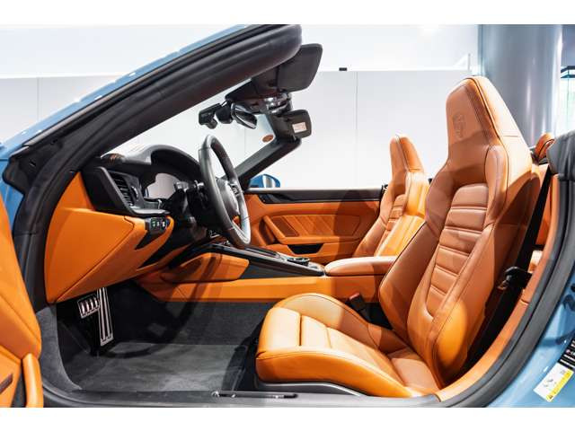 911カブリオレカレラ4 GTS PDK 4WD