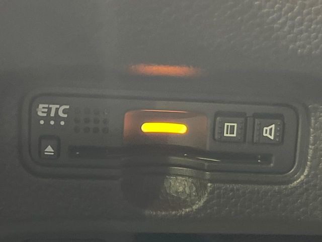 【ETC】高速道路の料金所をストレスなく通過!話題のスポットやサービスエリアに多い「スマートIC」利用時は必須のアイテムです。当店でセットアップを実施、ご納車当日からすぐにご利用いただけます!