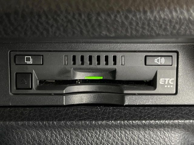 【ETC】高速道路の料金所をストレスなく通過!話題のスポットやサービスエリアに多い「スマートIC」利用時は必須のアイテムです。当店でセットアップを実施、ご納車当日からすぐにご利用いただけます!