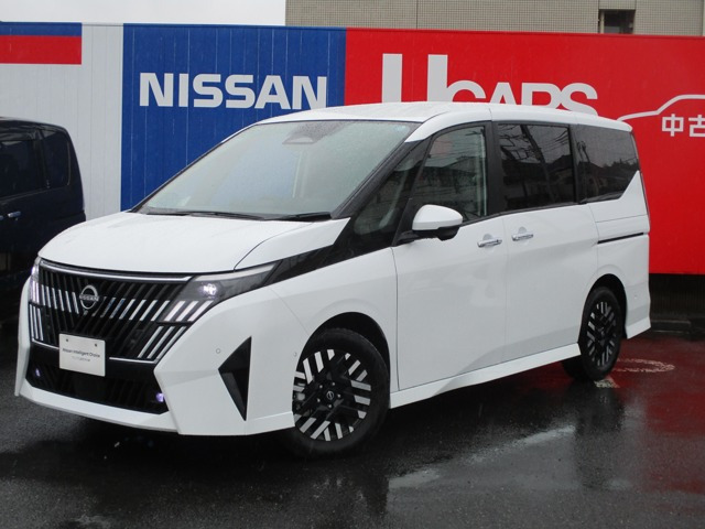 セレナ1.4 e-POWER ルキシオン