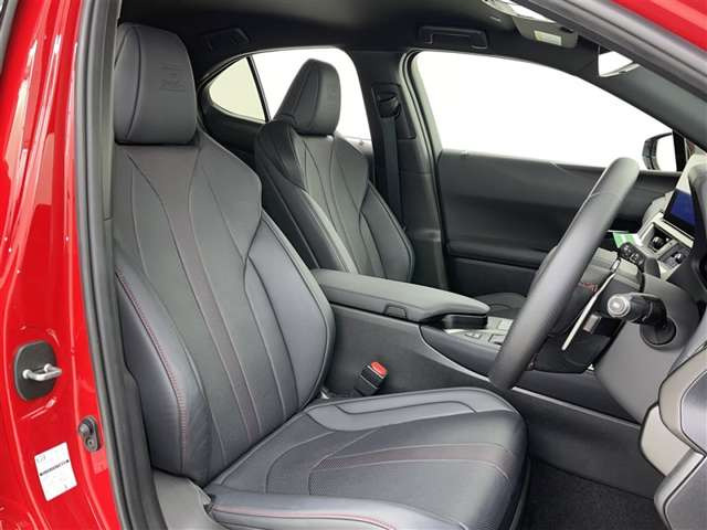 UX250h Fスポーツ