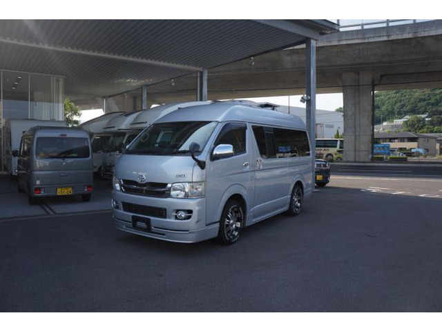 ハイエースバン