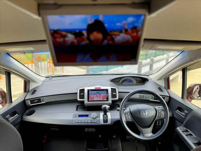 フリード1.5 G プレミアムエディション
