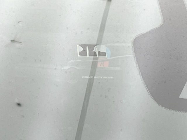 【ドライブレコーダー】ドライブレコーダー装備!走行中はもちろん、あおり運転や事故に遭遇した際、映像で記録し、万一のリスクに備えます。※記録用SDカードはお客様ご自身でご準備いただく必要があります。