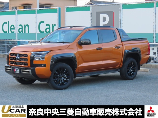トライトン2.4 GSR ディーゼル 4WD