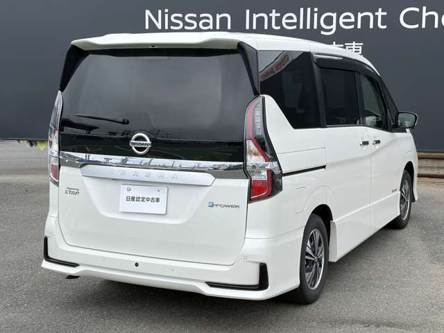 セレナ1.2 e-POWER ハイウェイスターV