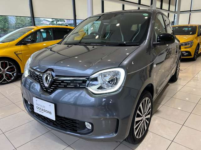 トゥインゴインテンス