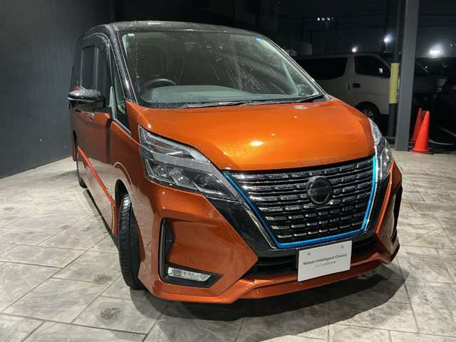 セレナ1.2 e-POWER ハイウェイスターV