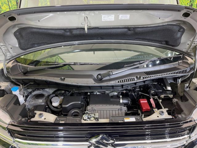 親切・丁寧な専門メカニックスタッフが応対!・車検・点検整備・事故等の修理などアフターサービスも安心。お車のカスタマイズもネクステージのサービススタッフまでご相談ください!