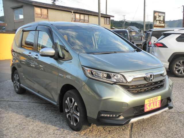 フリード1.5 ハイブリッド クロスター ホンダセンシング 4WD