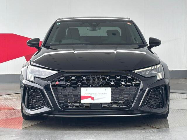 RS3セダン2.5 4WD