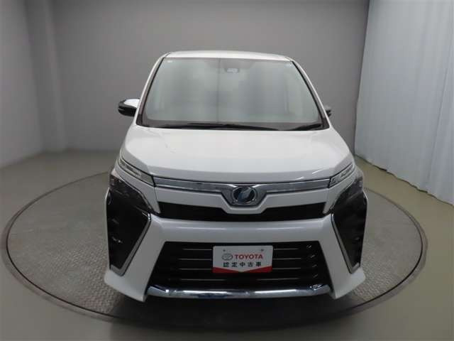 ヴォクシー2.0 ZS 煌II 4WD