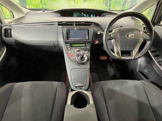 プリウス1.8 S ツーリングセレクション G's