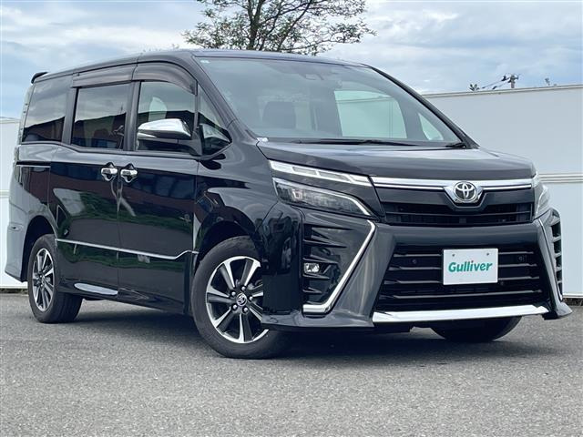ヴォクシー2.0 ZS 煌III 4WD