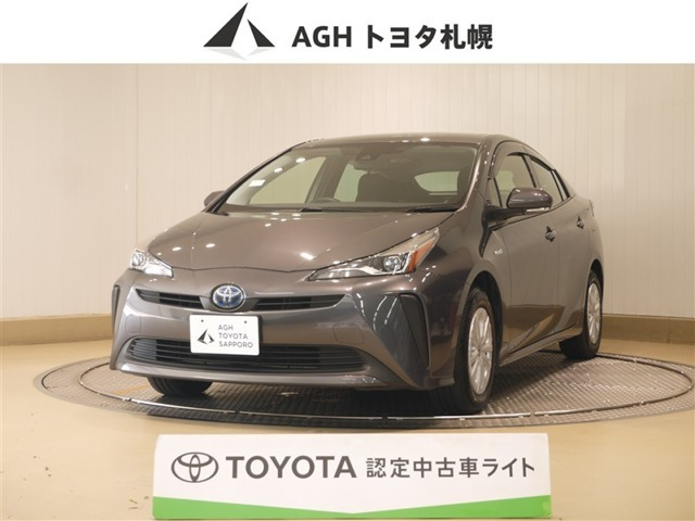 プリウス1.8 S E-Four 4WD