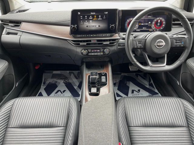 ノートオーラ1.2 G レザーエディション