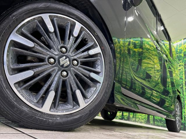 �y14�C���`�A���~�z�C�[���z�O�ςɃ}�b�`�����A���~�z�C�[���𑕒����Ă���܂��B�e��A���~�z�C�[����A�X�^�b�h���X�^�C�����戵�����Ă���܂��B���񂲑��k����������