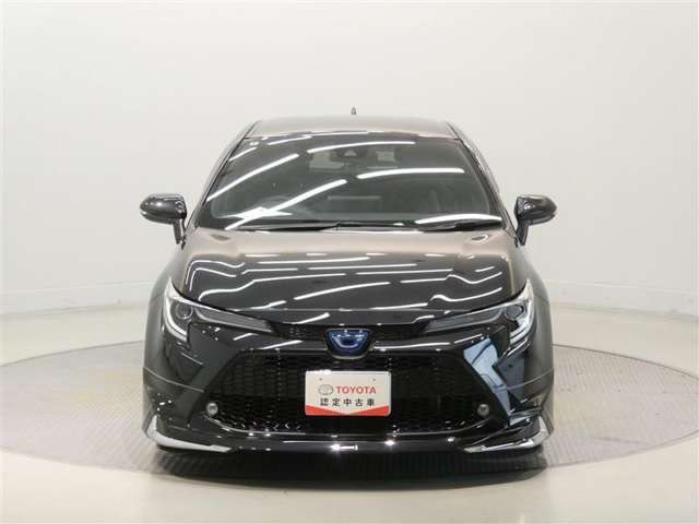 カローラツーリング1.8 ハイブリッド W×B
