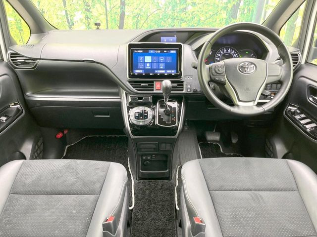 ヴォクシー2.0 ZS 煌III