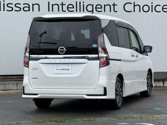セレナ2.0 ハイウェイスターV