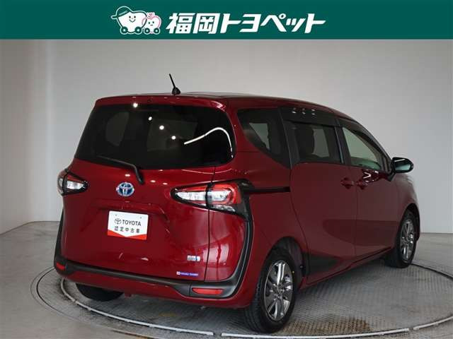 シエンタハイブリッド 1.5 G クエロ