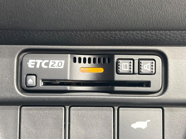 【ETC】高速道路の料金所をストレスなく通過!話題のスポットやサービスエリアに多い「スマートIC」利用時は必須のアイテムです。当店でセットアップを実施、ご納車当日からすぐにご利用いただけます!