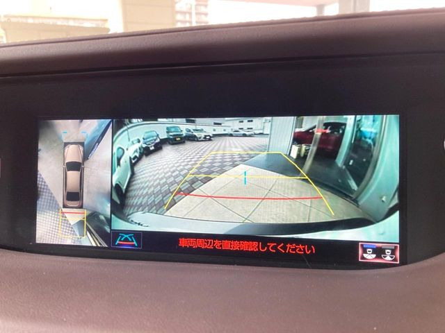 �y�p�m���~�b�N�r���[���j�^�[�z��p�̃J�����ɂ��A�ォ�猩���낵���悤�Ȏ��_��360�x�N���}�̎��͂��m�F���邱�Ƃ��ł��܂������p�������m�F���₷���A�����ꏊ�ł̐؂�Ԃ��⒓�Ԃ��X���[�Y�ɍs���܂��B