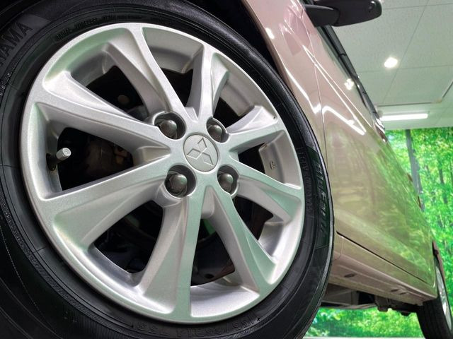 �y����14�C���`�A���~�z�C�[���z�O�ςɃ}�b�`���������A���~�z�C�[���𑕒����Ă���܂��B�e��ЊO�A���~�z�C�[����A�X�^�b�h���X�^�C�����戵�����Ă���܂��B���񂲑��k����������