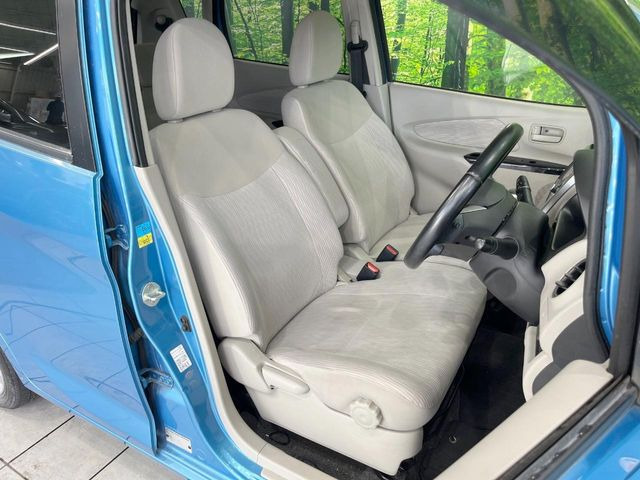 ドライバーによって運転しやすいポジションは異なり、あの車はどうなのか不安なこともありますよね。気になるお車は店頭で乗り込んでご確認いただけます♪