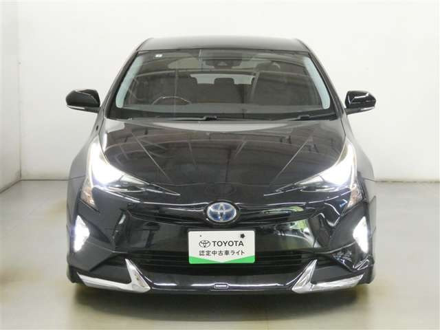 プリウス1.8 S