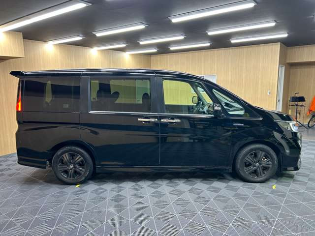 TRENOS�ɂ͑����A�Ԏ�l�X�ȍ݌ɂ��������܂��B�����Ƃ��C�ɓ���̈��ɏo���͂��ł���