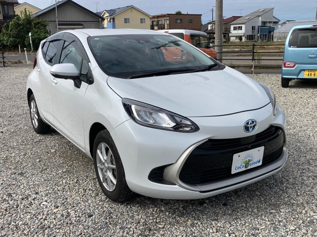 アクア1.5 G E-Four 4WD