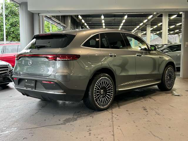 EQC400 4マチック AMGライン 4WD