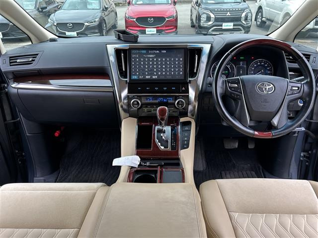 ヴェルファイアハイブリッド 2.5 V E-Four 4WD