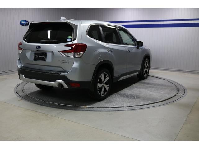 フォレスター2.0 アドバンス 4WD