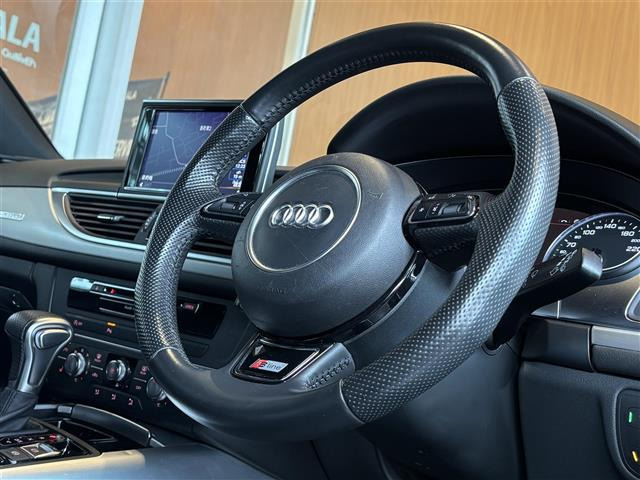 A62.8 FSI クワトロ Sラインプラス 4WD