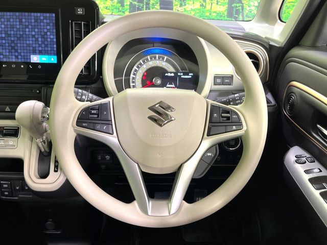 【ステアリングスイッチ】運転中、前方から目線をそらすことなく、オーディオ等の操作が可能な便利機能!安心&快適なドライブを演出してくれます♪