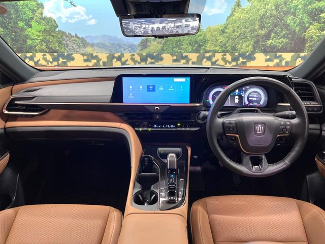 クラウンスポーツ2.5 Z E-Four 4WD