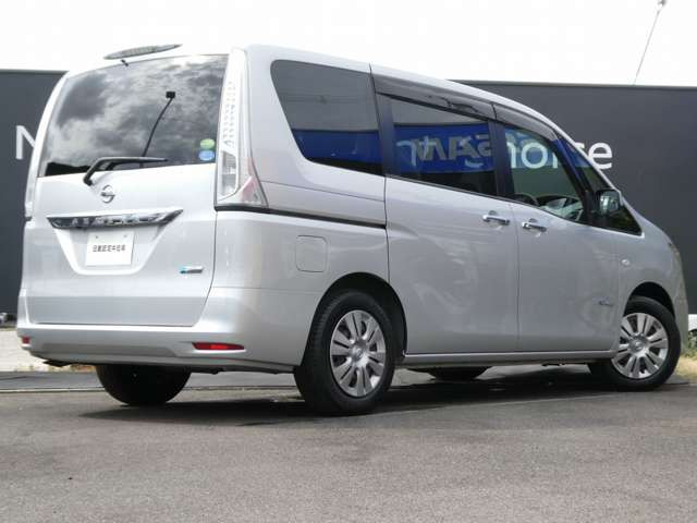 セレナ2.0 20X S-HYBRID