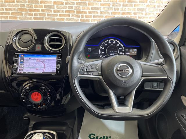 ノート1.2 e-POWER X FOUR Vセレクション 4WD
