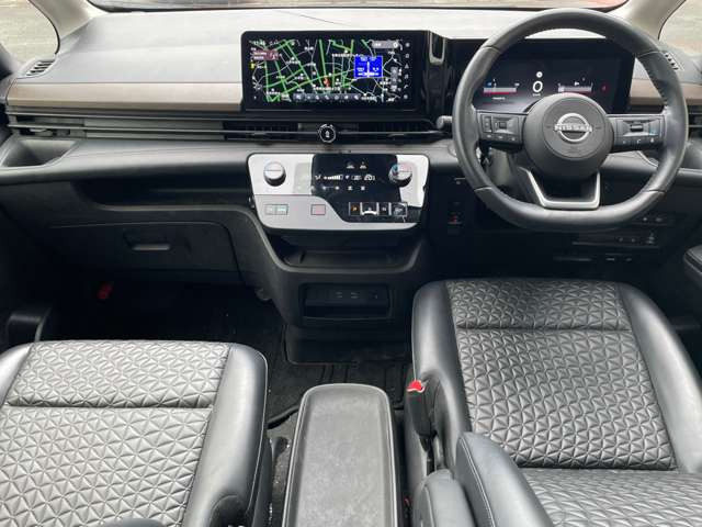 セレナ1.4 e-POWER ハイウェイスターV