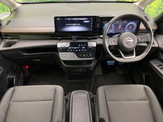 セレナ1.4 e-POWER ハイウェイスターV