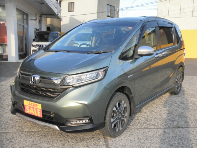 フリード1.5 ハイブリッド クロスター ホンダセンシング 4WD