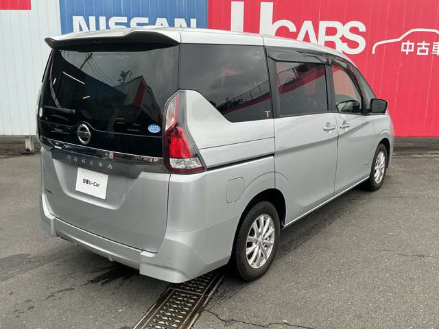 セレナ2.0 XV