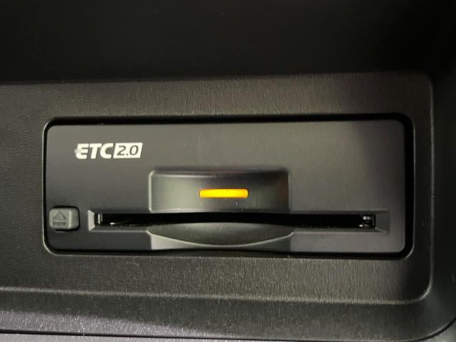 【ETC】高速道路の料金所をストレスなく通過!話題のスポットやサービスエリアに多い「スマートIC」利用時は必須のアイテムです。当店でセットアップを実施、ご納車当日からすぐにご利用いただけます!