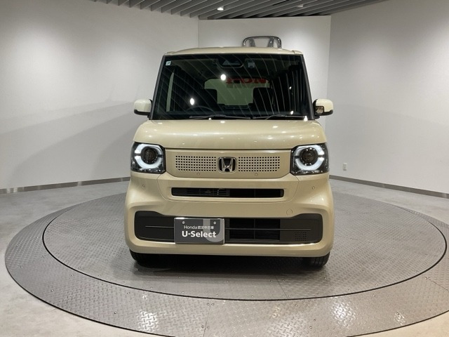 N-BOXファッションスタイル モノトーン