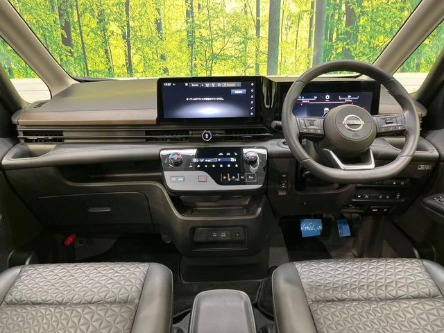 セレナ1.4 e-POWER ハイウェイスターV