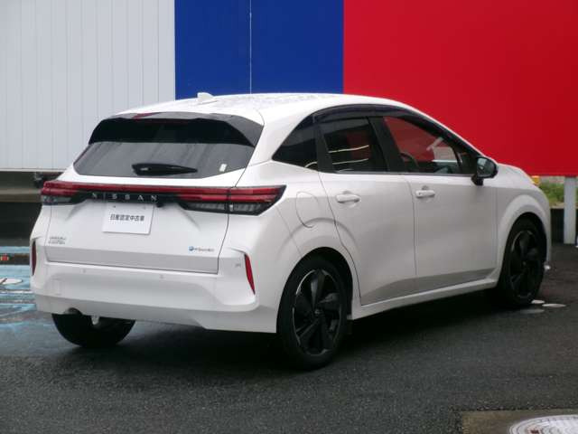 ノートオーラ1.2 G レザーエディション
