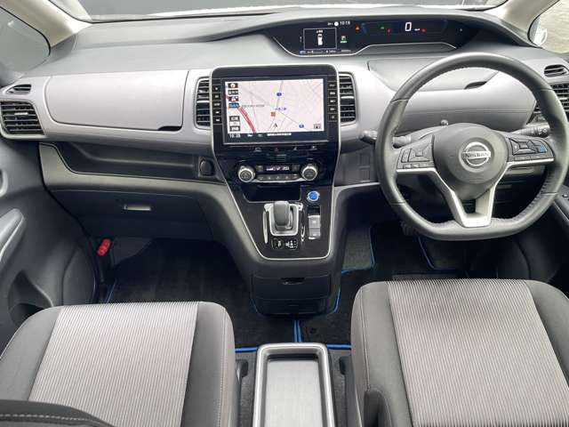 セレナ1.2 e-POWER ハイウェイスターV
