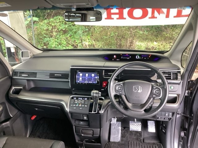 ステップワゴン1.5 スパーダ クールスピリット ホンダ センシング
